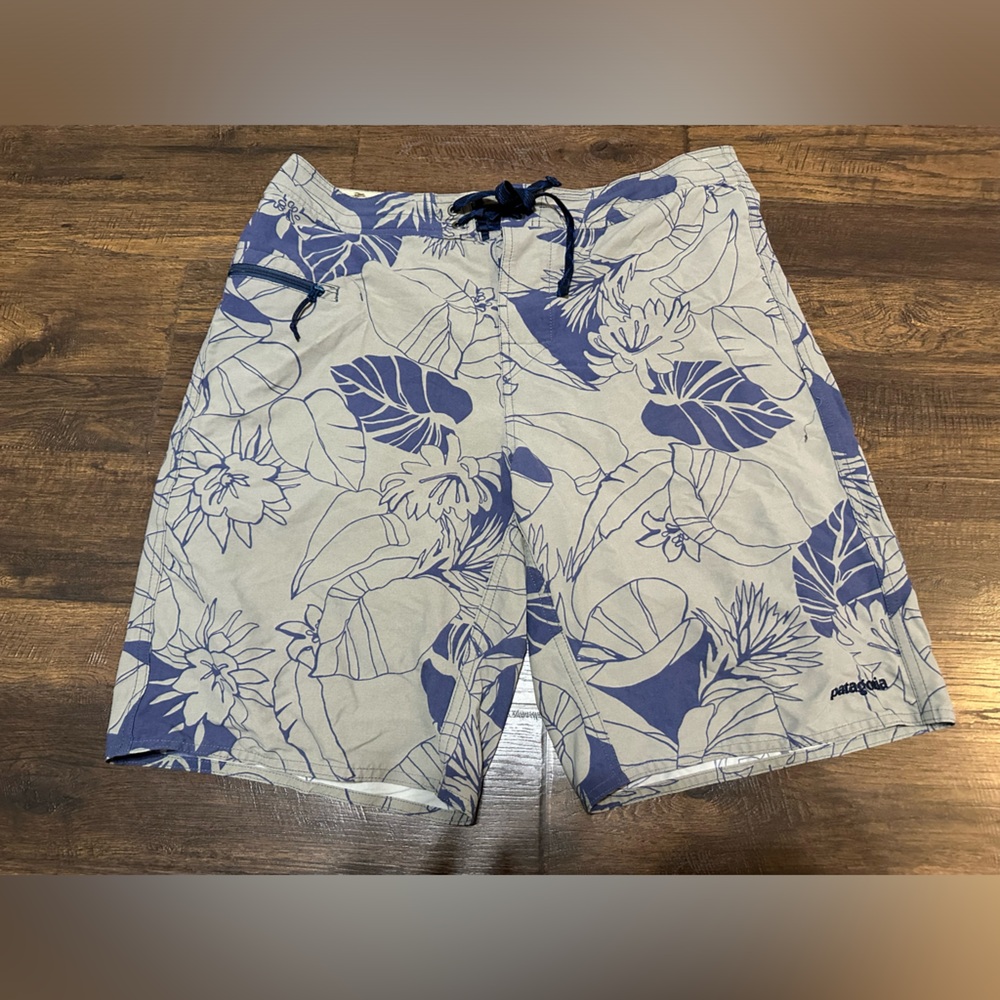 Patagonia Men’s Swimwear/ Shorts FLAWED Size 34